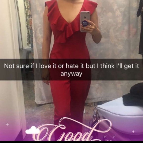 SOLD amazin Red jumpsuit - Picture 3 of 3